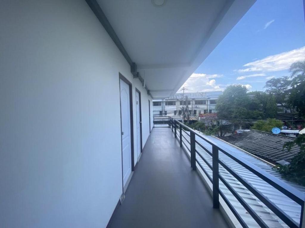 Oyo 1135 Triple A Residence Chiang Mai Exterior foto